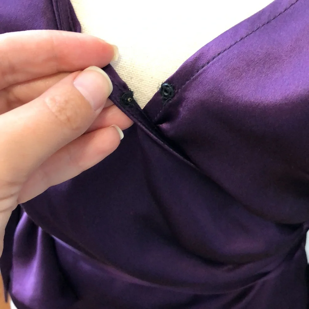 Diane Von Furstenberg 100% silk Purple Wrap Blouse 4 - Picture 6 of 16